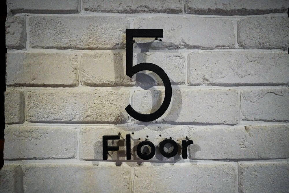 佳適旅舍站前館